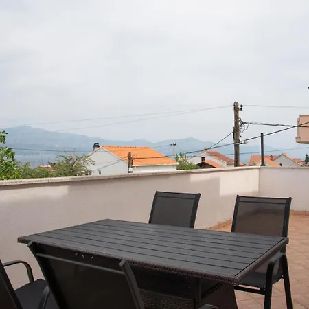 Apartamento Sea View Family With Large Terrace & Free Parking *